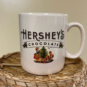 Hershey’s Chocolate Jumbo Christmas Mug Vintage look 28 fl Oz by Galerie‎